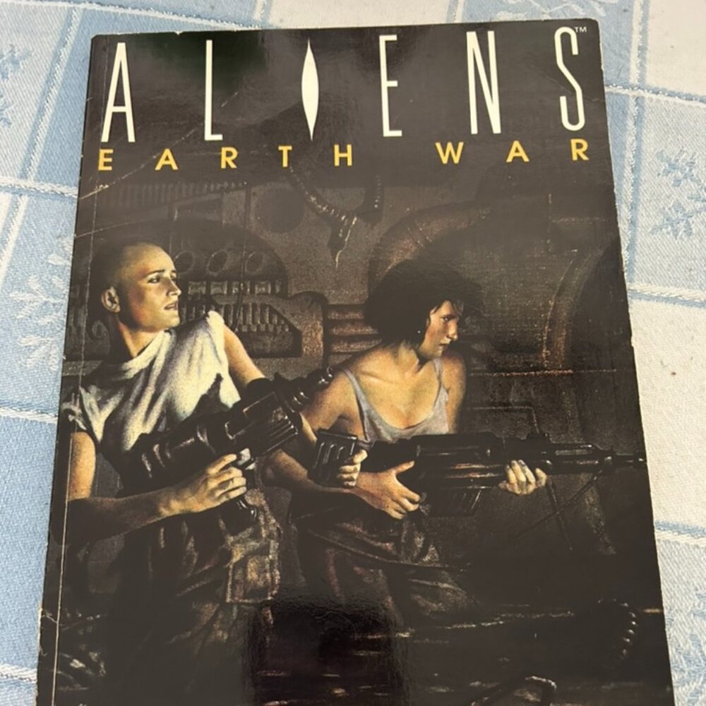Aliens: Earth War Vol. 3 (1991) Softcover - pre-owned